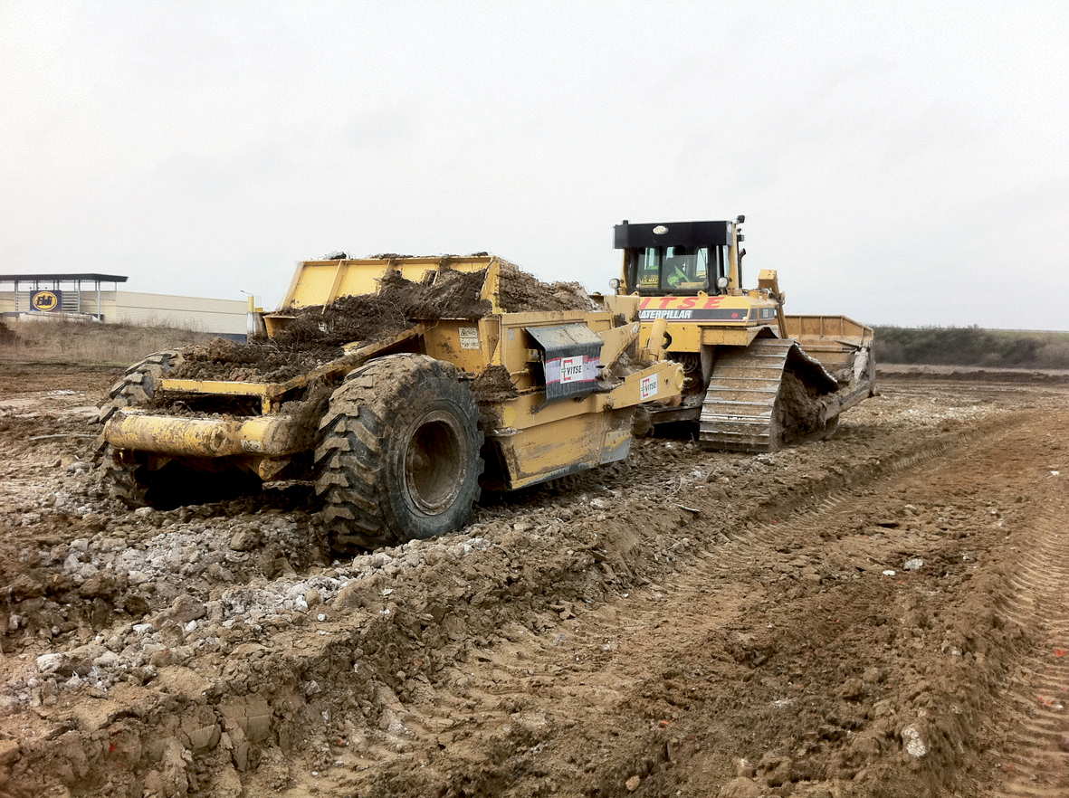 Terrassement des sols pour accueillir un immeuble dans le Nord